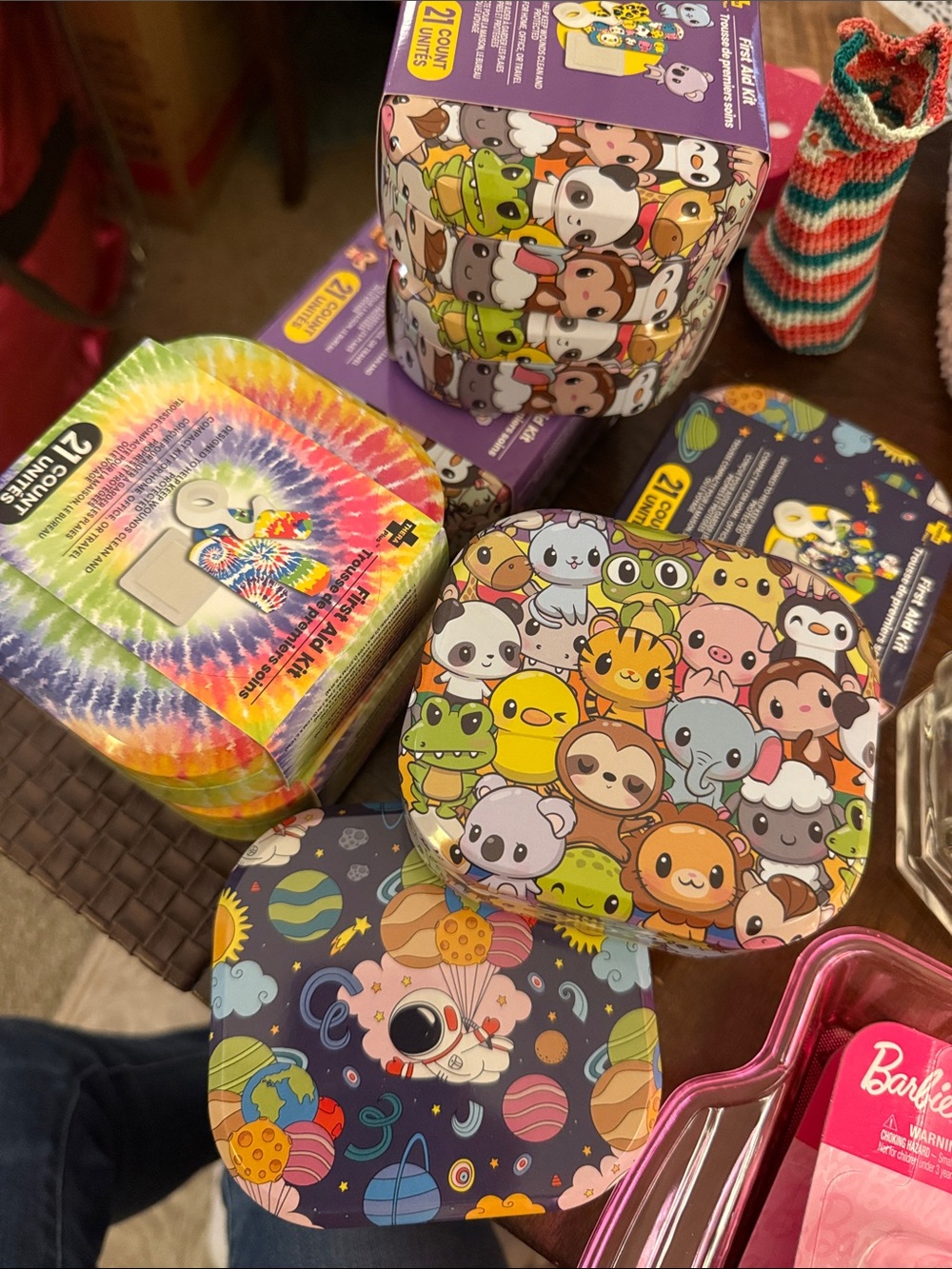 First aid kits Cute Animal Tin Set -  21 pieces band aids